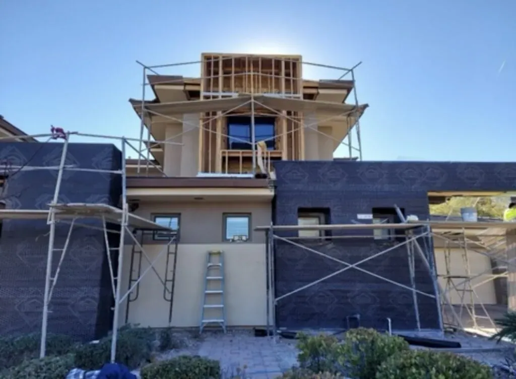 Full exterior renovation & modernization photograph 3