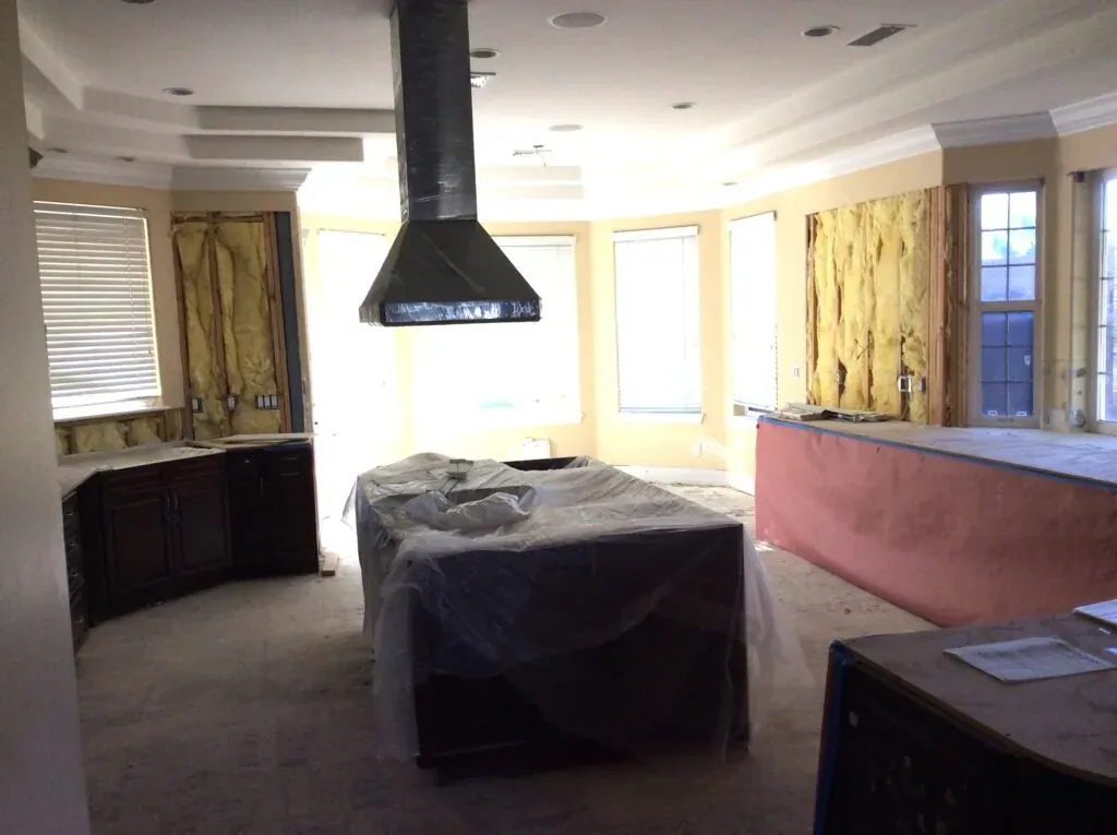 Full interior remodels photograph 4